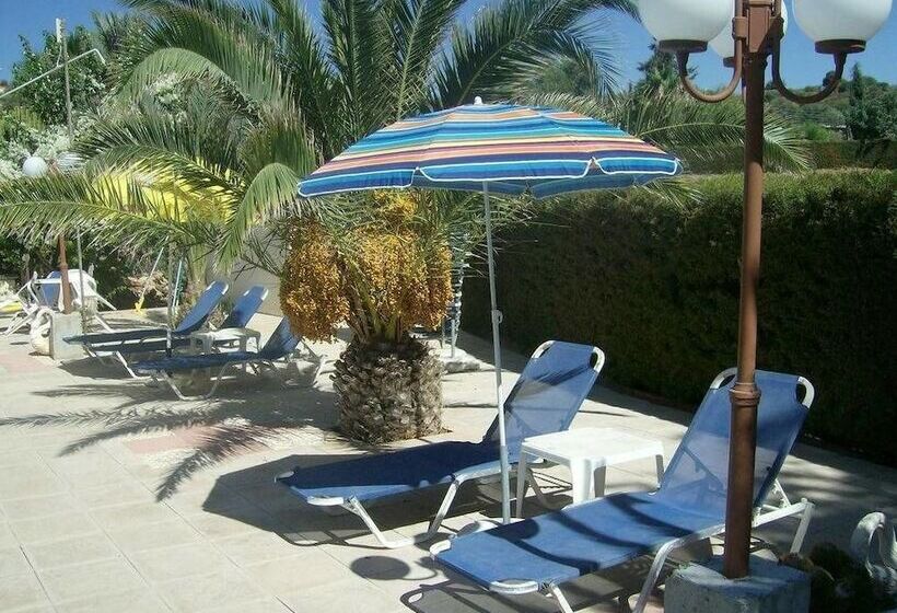 Rantzo Holiday Apartments