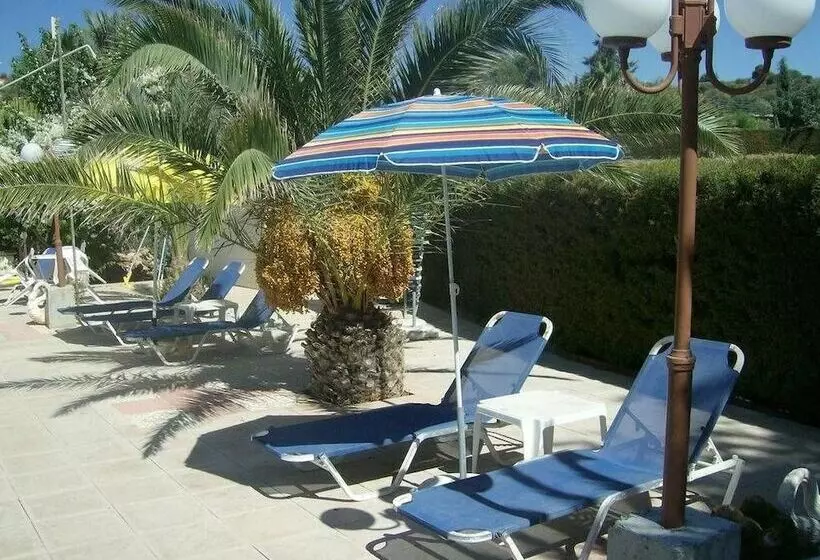 Rantzo Holiday Apartments