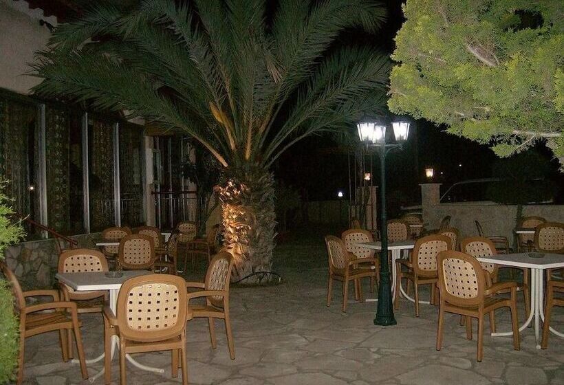 Rantzo Holiday Apartments