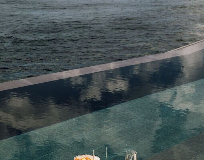 White Exclusive Suites & Villas