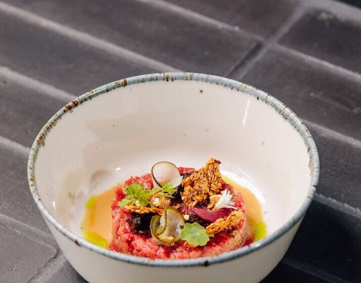 White Exclusive Suites & Villas