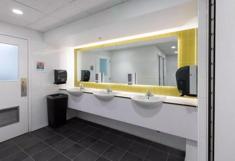 ユースホステル Dalhousie University Accommodations