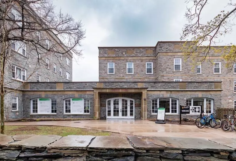 ユースホステル Dalhousie University Accommodations