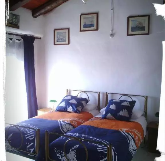 Hotelli Albergo Julienne