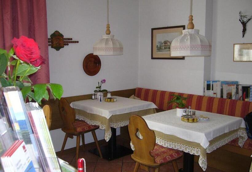 בית מלון כפרי Gasthof Wastl