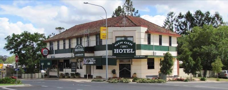 호텔 Gin Gin Budget Accommodation