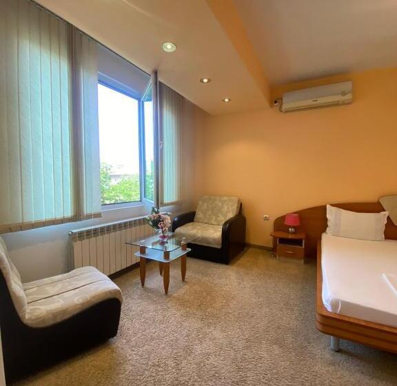 בית מלון כפרי Tedi