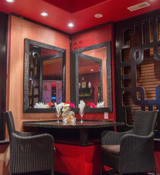 Mariaggi's Theme Suite Hotel & Spa