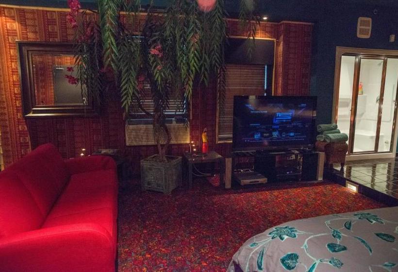 Mariaggi's Theme Suite Hotel & Spa