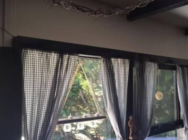 모텔 Black Bear Inn