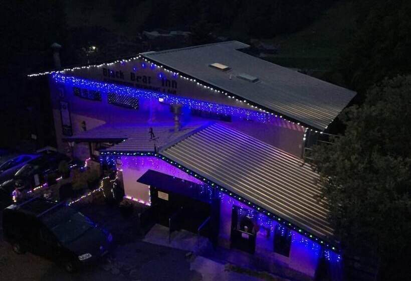 모텔 Black Bear Inn