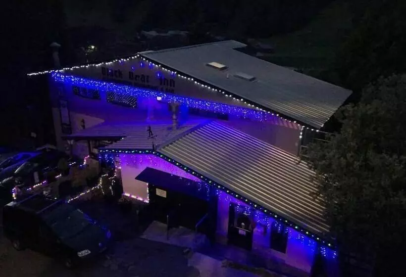 モーテル Black Bear Inn