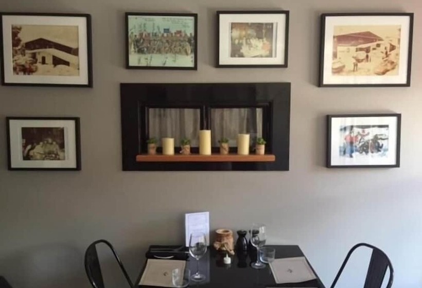 모텔 Black Bear Inn