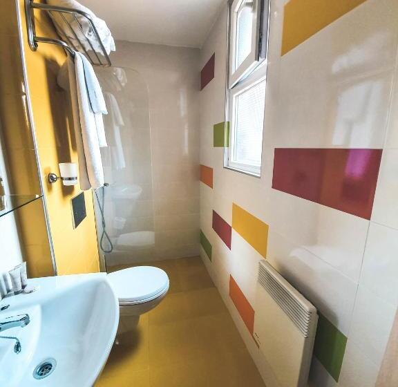 אתר נופש Waterside Houses