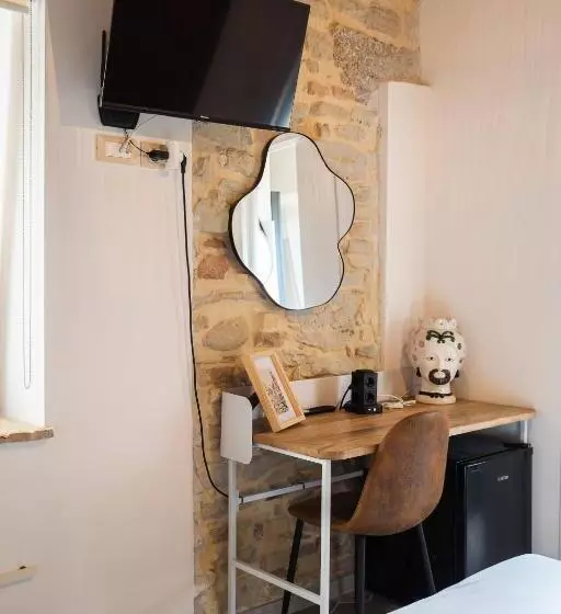 Aamiaismajoitus (B&B) Borgo Del Marchese