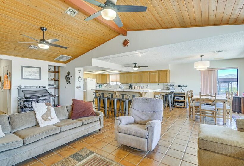 Bullhead City Home W/ Views, Close To Lake Mohave!