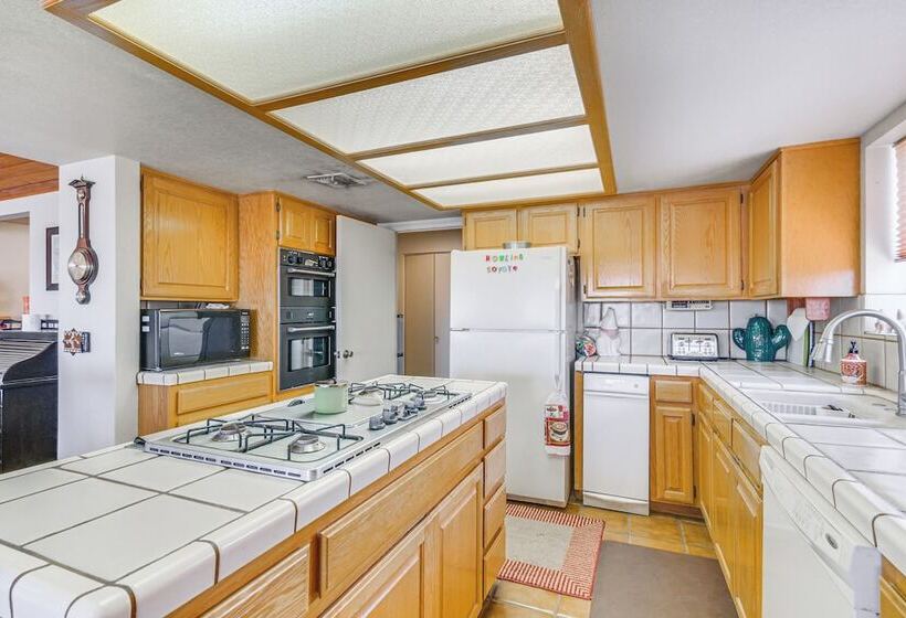 Bullhead City Home W/ Views, Close To Lake Mohave!