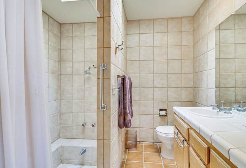 Bullhead City Home W/ Views, Close To Lake Mohave!