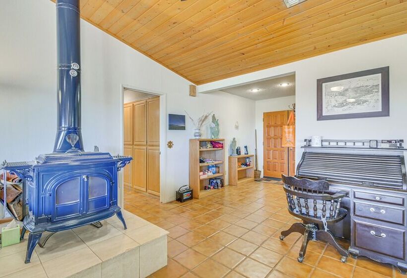 Bullhead City Home W/ Views, Close To Lake Mohave!