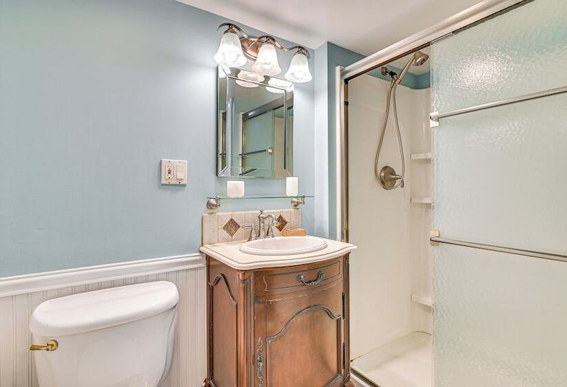 Charming Ballston Spa Home W/ Sauna & Private Pool