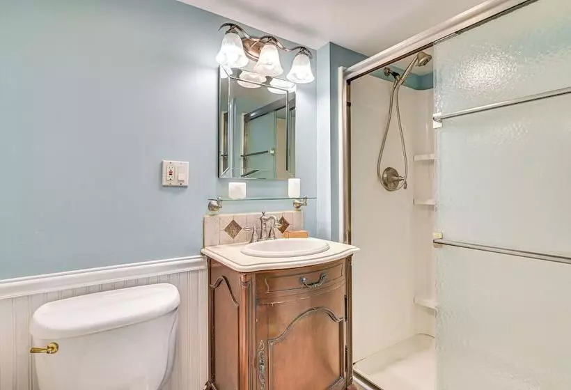 Charming Ballston Spa Home W/ Sauna & Private Pool