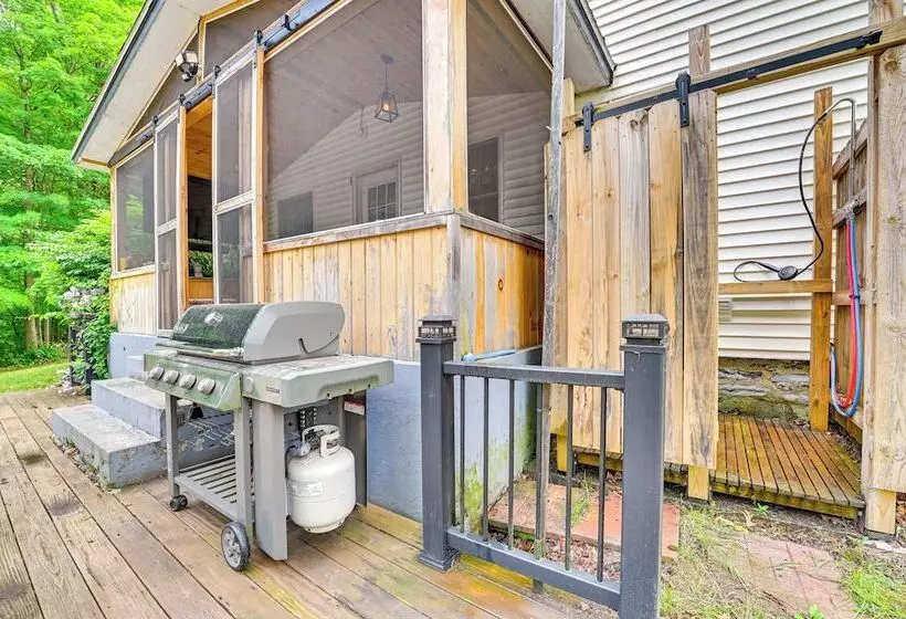 Charming Ballston Spa Home W/ Sauna & Private Pool