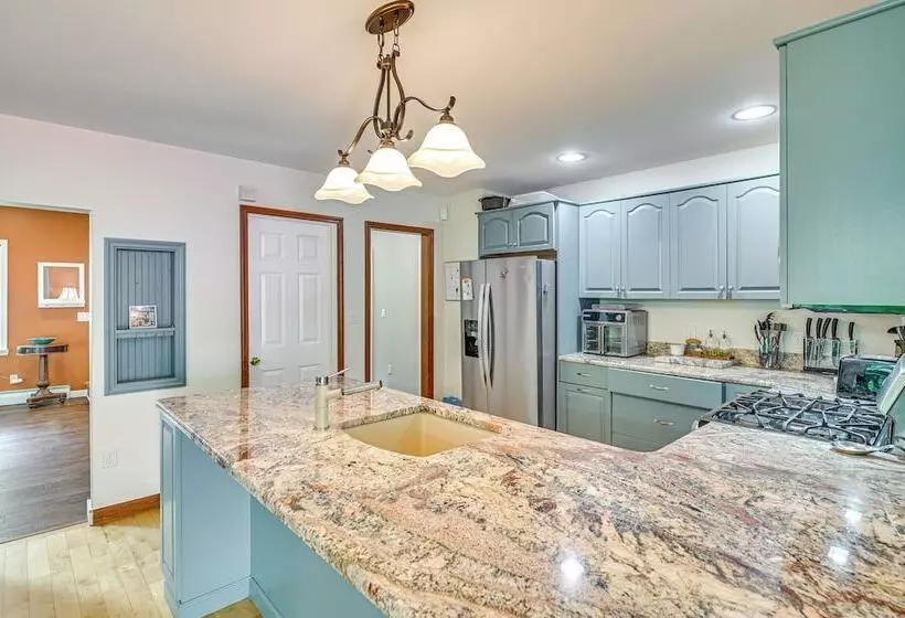 Charming Ballston Spa Home W/ Sauna & Private Pool