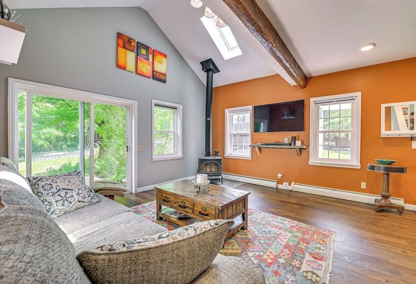 Charming Ballston Spa Home W/ Sauna & Private Pool