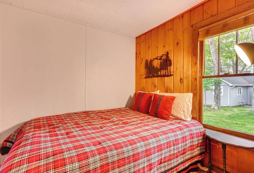 Hale Rustic Retreat On Long Lake Near Boat Launch!