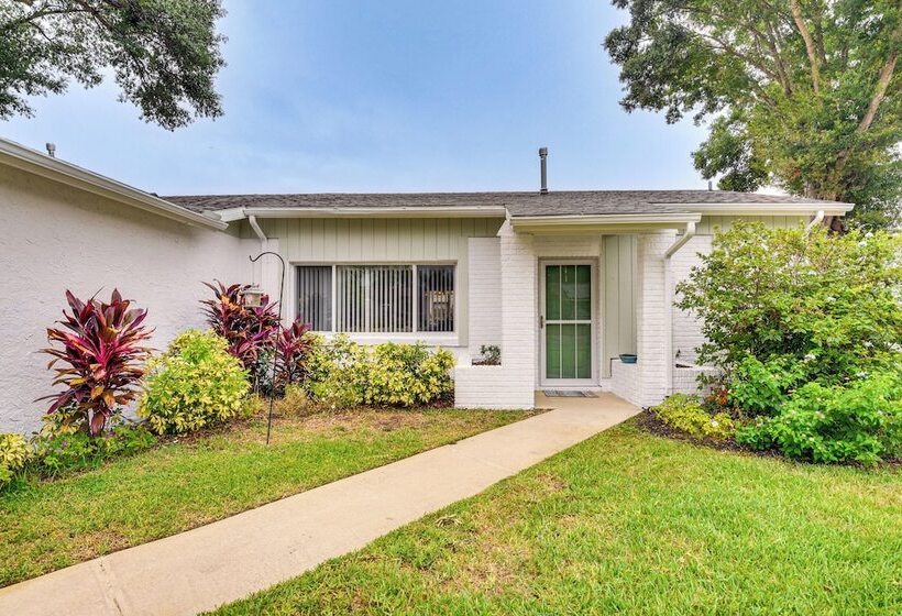 Home Near Daytona Speedway, Dining + Beaches!