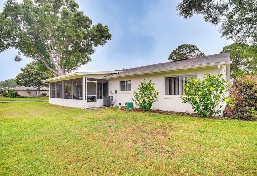 Home Near Daytona Speedway, Dining + Beaches!