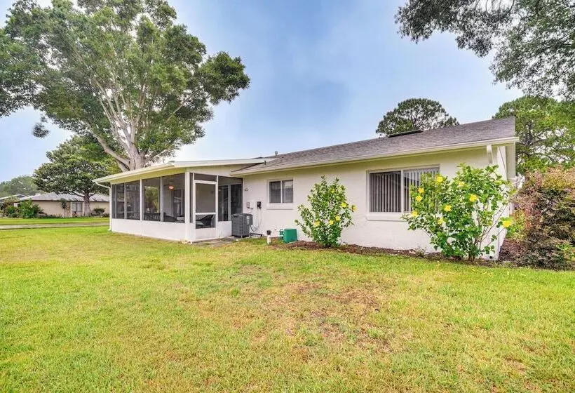 Home Near Daytona Speedway, Dining + Beaches!