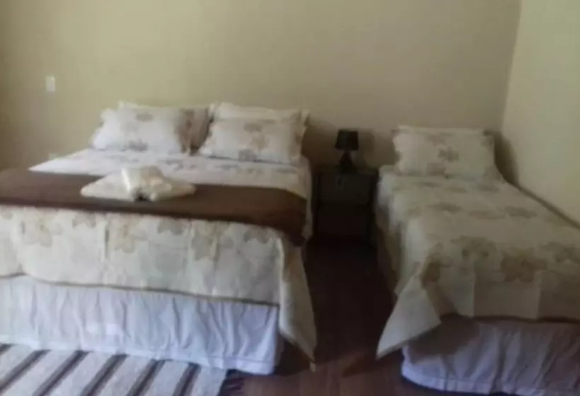 Hotelli Chalés Do Pardal