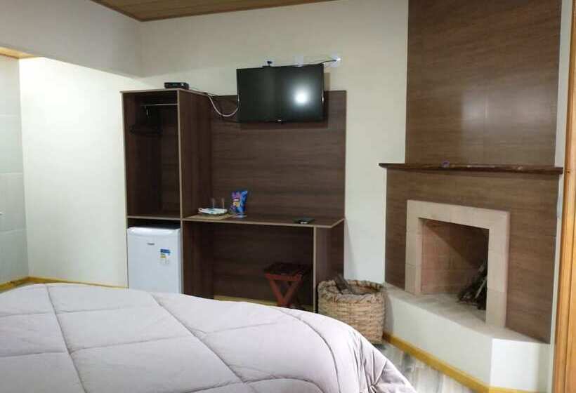 Отель Chalés Do Pardal