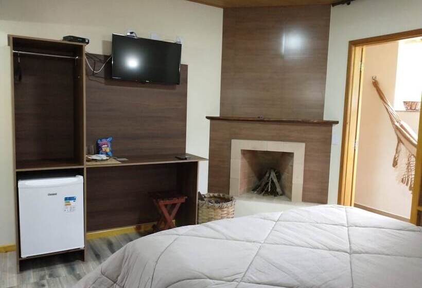 Отель Chalés Do Pardal