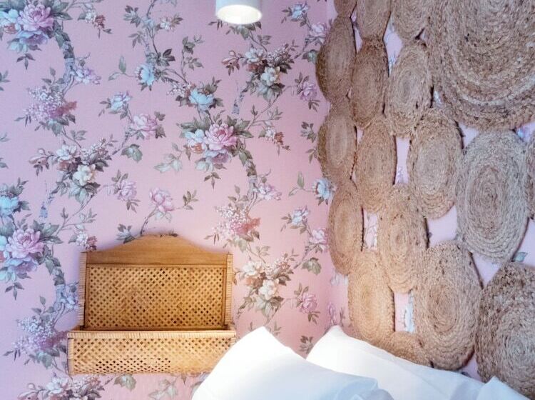 فندق Christine Boutique