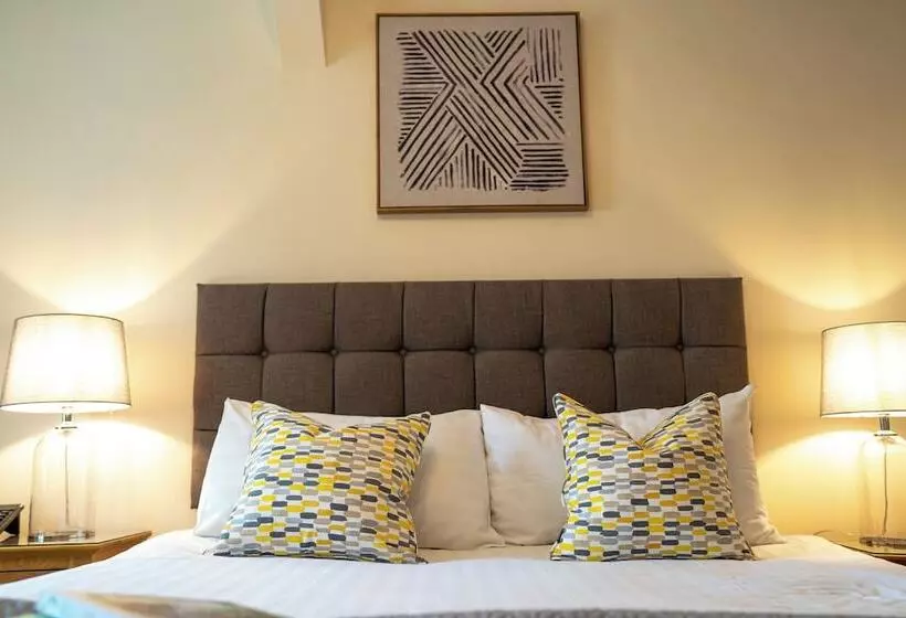 ホテル The Gwbert