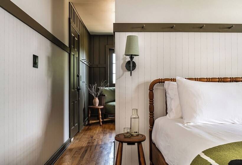 Отель Hemlock Neversink