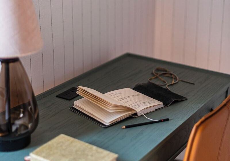 Отель Hemlock Neversink