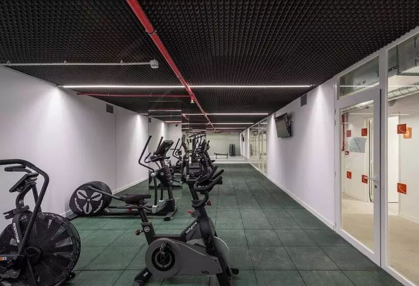 هتل Loop Homes Tower Burjassot