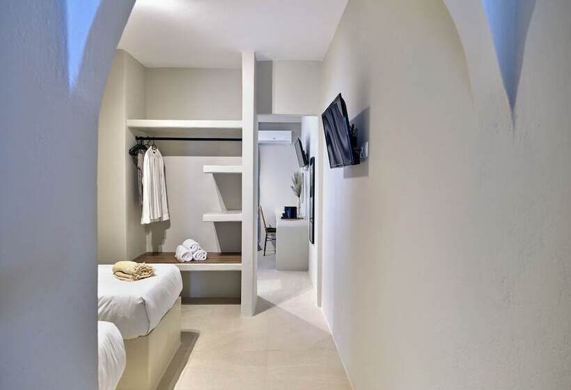 فندق Paridian Living