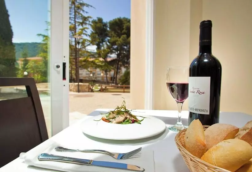 Hotelli Villa De Biar Shc