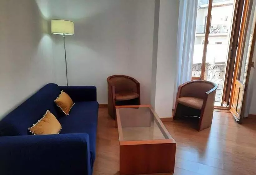 Hotelli Villa De Biar Shc