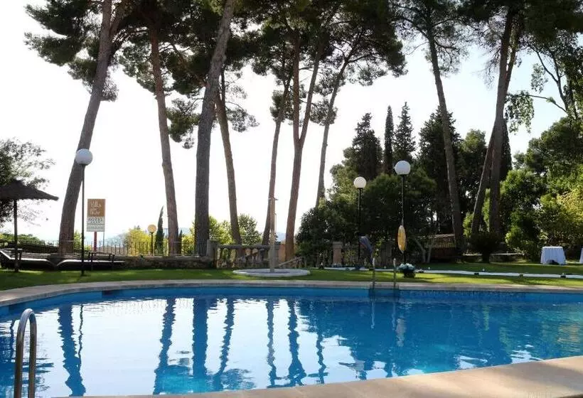 Hotelli Villa De Biar Shc