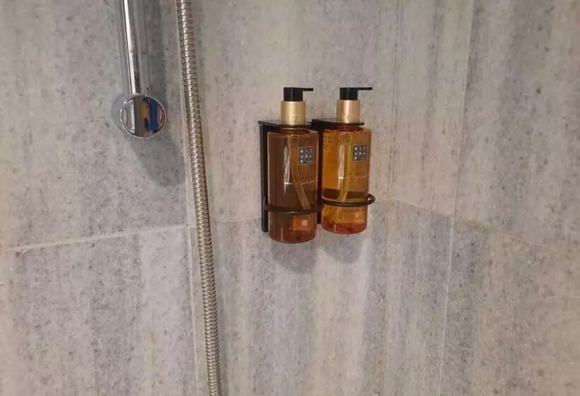 Hotelli Villa De Biar Shc