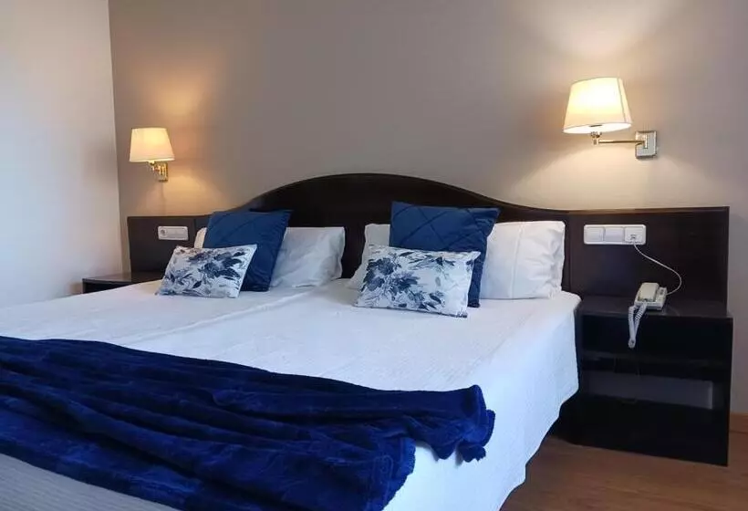 Hotelli Villa De Biar Shc