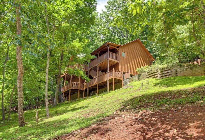North Georgia Mountains Cabin W/ Beach Access
