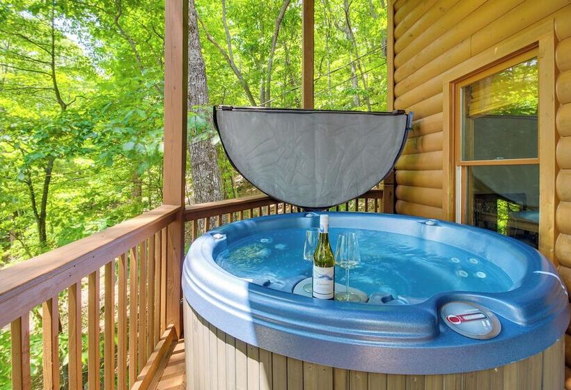 North Georgia Mountains Cabin W/ Beach Access