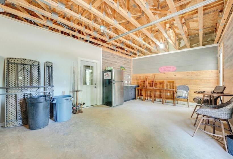 Modern Table Rock Lake Retreat W/ Deck & Views!