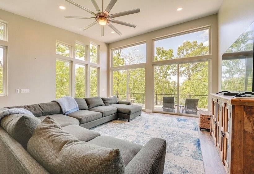 Modern Table Rock Lake Retreat W/ Deck & Views!